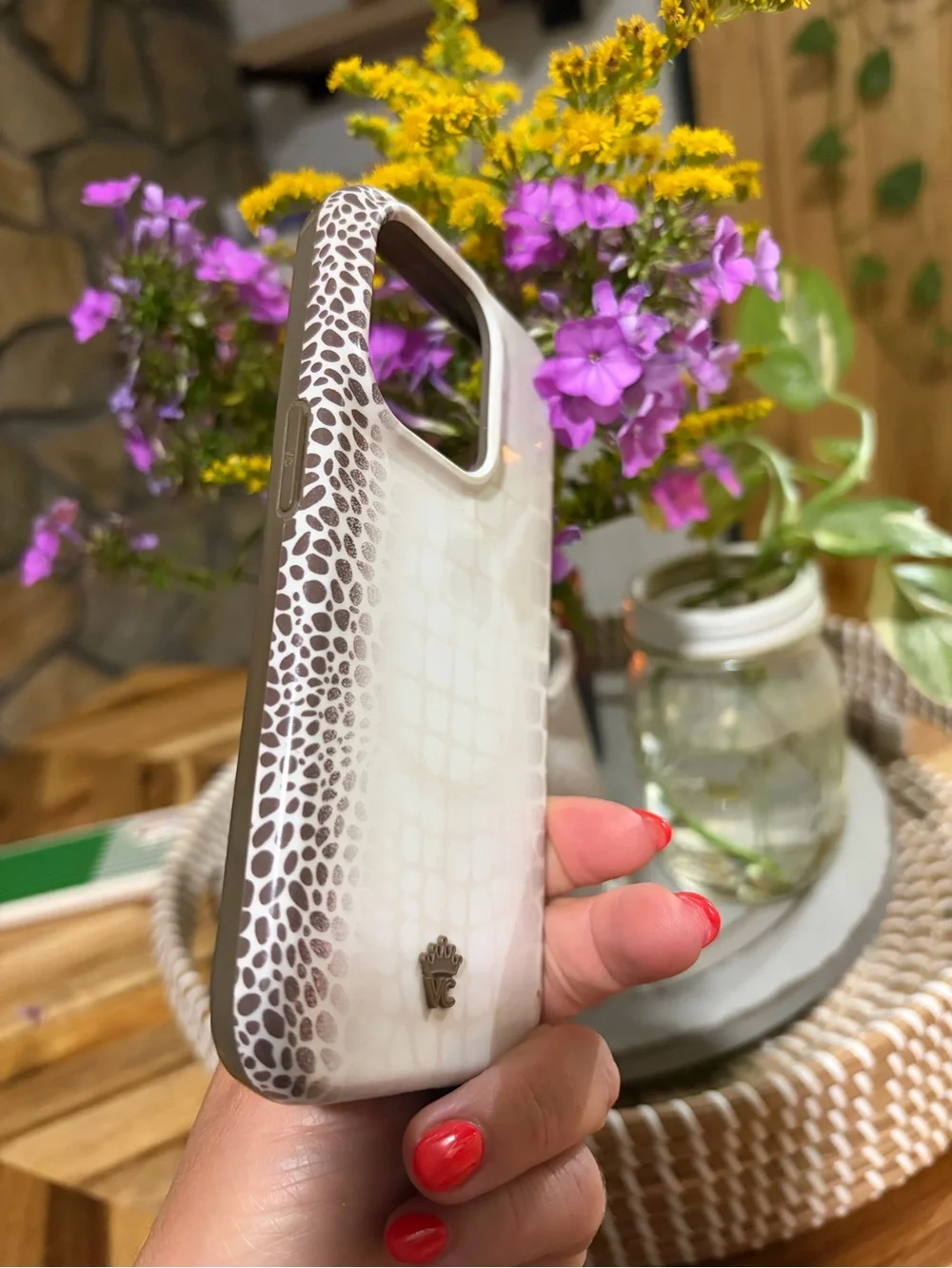 Velvet Cavaier Himalayan Croc Leopard Wireless iPhone Case-  iPhone 15 Pro